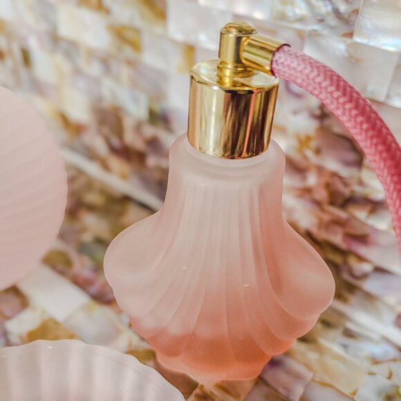Vintage Art Deco Style Pink Frosted Glass Perfume Atomizer Vanity Set - Picture 3 of 5